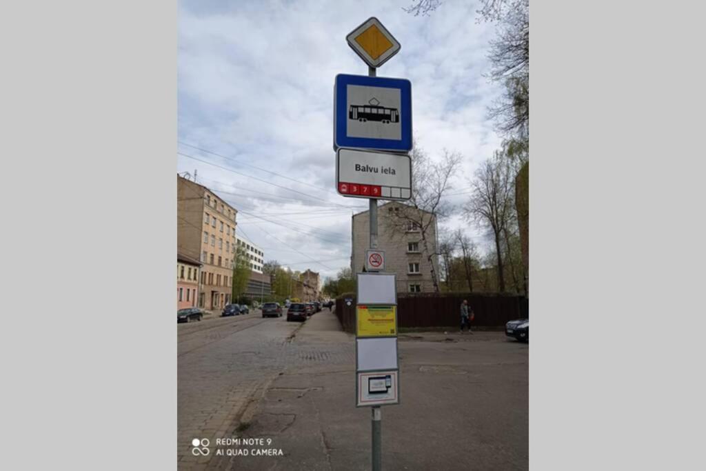 Latgales139 6 Can Stay Park In Front Of The House Free Parking Behind The Fence Self Check In Out Riga Bagian luar foto